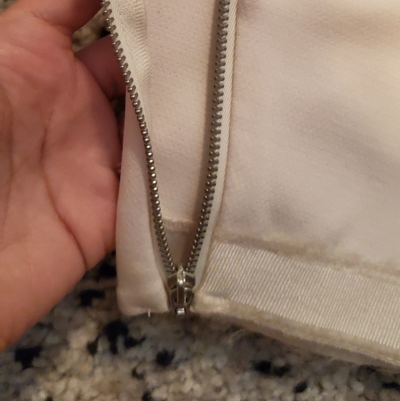 Zara basic sleeveless design cream top - Picture 6 of 7